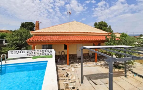 Stunning home in Liria with WiFi, Outdoor swimming pool and 3 Bedrooms